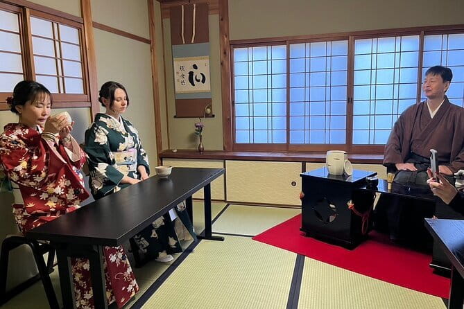 Tea Ceremony in 150 Years Old Townhouse with Tables and Chairs - Key points to know before you book