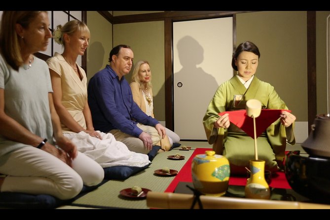 Tea Ceremony Workshop in Tokyo by the Experienced Instrucor - Sakura tea begins the lesson