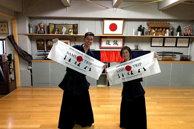 Tokyo 2-Hour Genuine Samurai Experience: Kendo in Japan - Wearing keikogi, hakama, and bogu