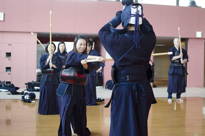 Tokyo 2-Hour Genuine Samurai Experience: Kendo in Japan - Practicing strikes, footwork, and kendo calls