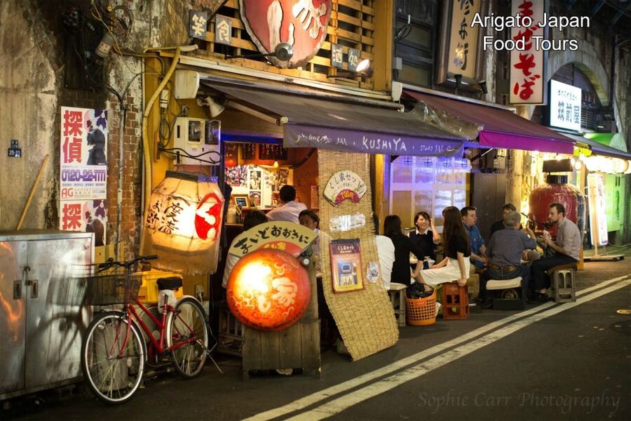 Tokyo: 3-Hour Food Tour of Shinbashi at Night - Ramen first: warmth, umami, and a local rhythm
