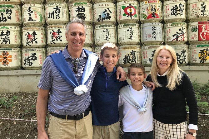 Tokyo 4hr Private Tour with Government-Licensed Guide - Tsukiji for food and local flavor