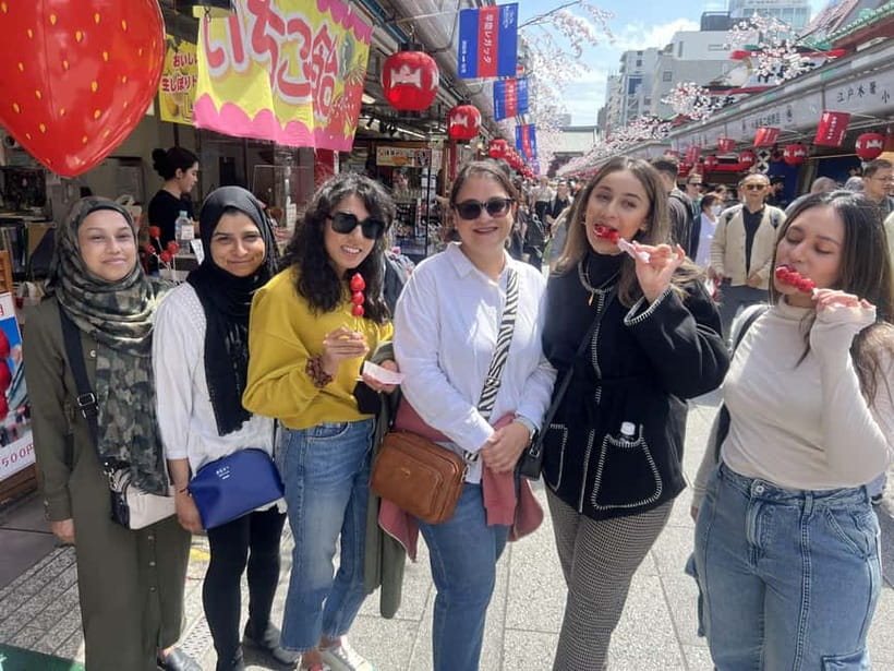 Tokyo: Asakusa and Tokyo’s Oldest Temple Senso-ji Tour - The Guide Makes Or Breaks the Two Hours