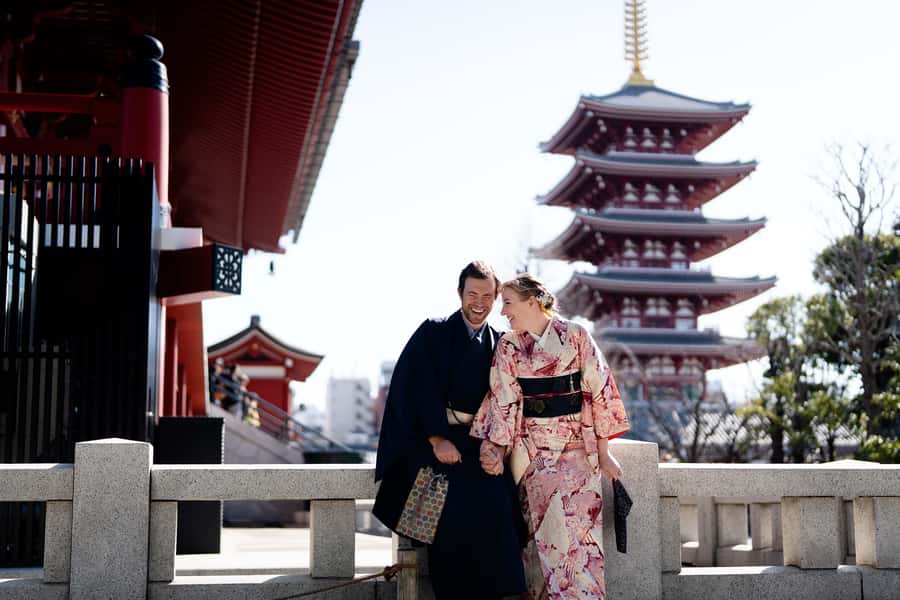 Tokyo Asakusa: Miu Kimono Rental and Optional Photoshoot - Choosing between a kimono and a summer yukata