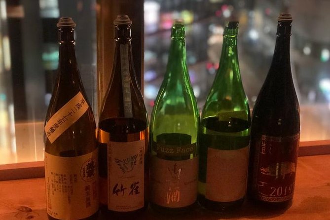 Tokyo Bar Hopping Tour in Shinjuku (All-You-Can-Drink + Dinner) - Food and drinks: generous meal, imperfect drinking guarantee