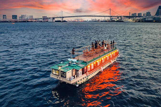 Tokyo Bay Yakatabune Dinner/Day Cruise with Japan Show and Drinks - Boarding, Shoes, and Seating
