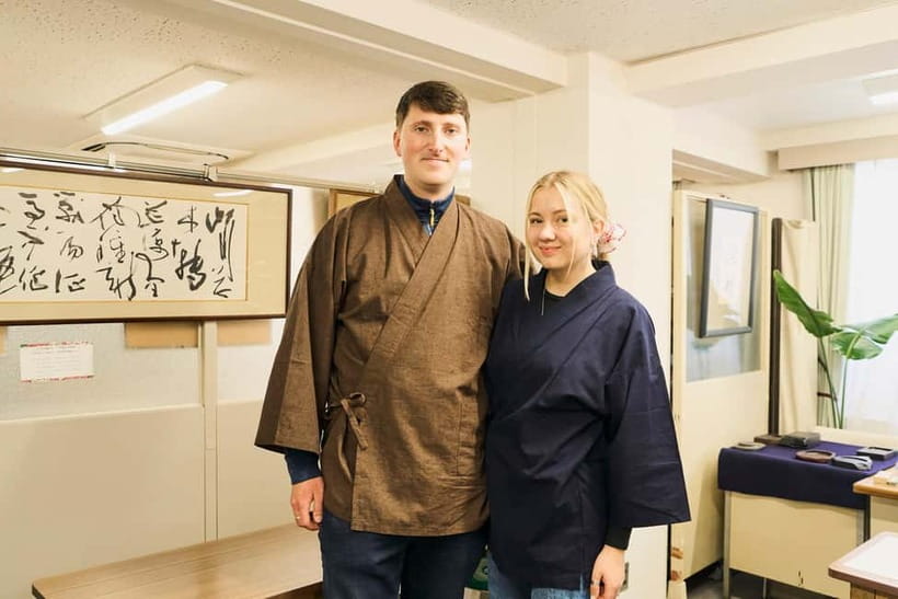 Tokyo: Calligraphy Workshop & Original T-Shirt Creation - Who should book this calligraphy class?