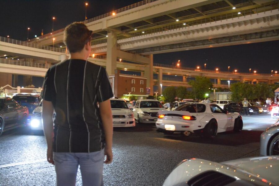 Tokyo: Daikoku JDM Car Meet Tour + LibertyWalk & Autobacs! - Arriving at Daikoku PA in Yokohama
