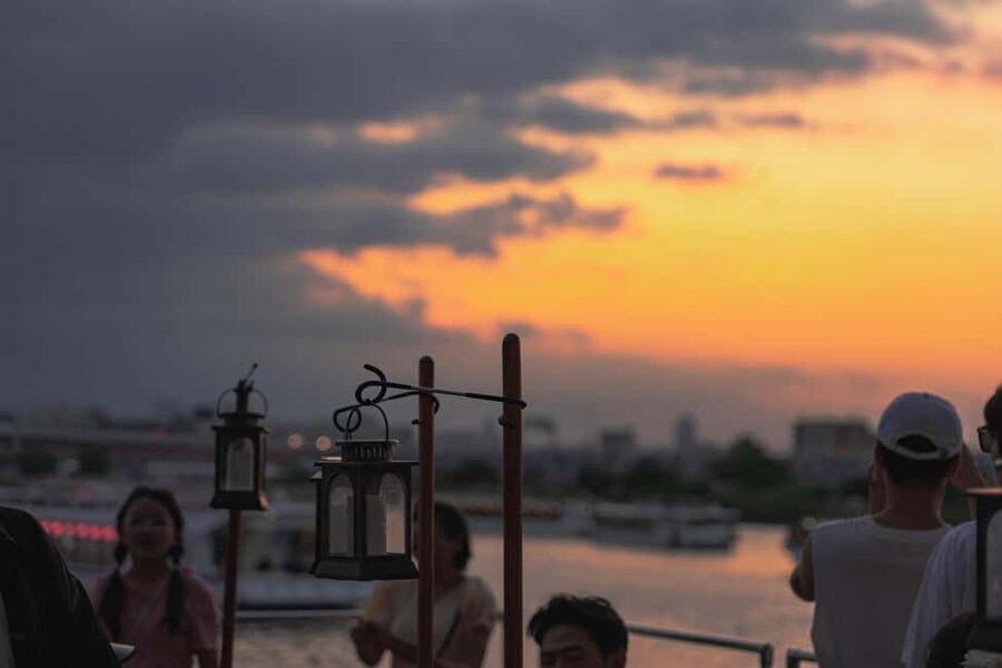 Tokyo Dinner Cruise & Tradition Show & Drinks & Tokyo Tower - Tokyo Tower after the boat