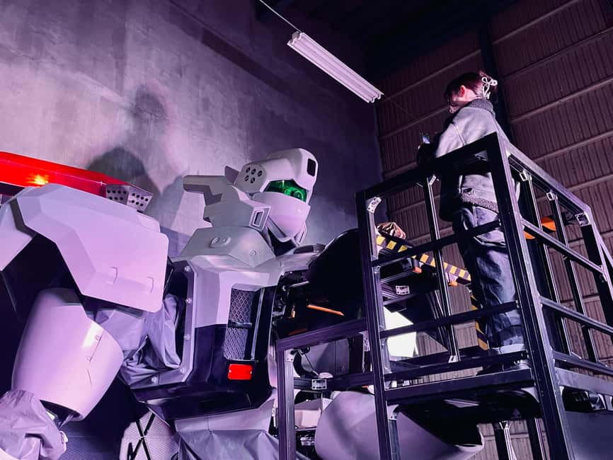 Tokyo: Giant Robot “Ingram” Factory Tour - Seeing INGRAM up close