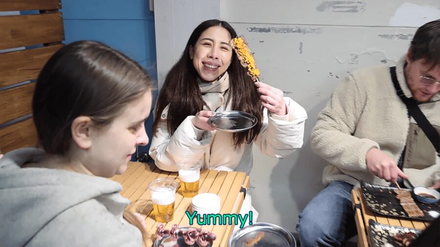 Tokyo: Guided Walking Tour of Tsukiji Market with Breakfast - Watching the market work