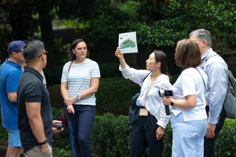 Tokyo: Imperial Palace East Gardens Walking Tour - Why the East Gardens make a good Tokyo history stop