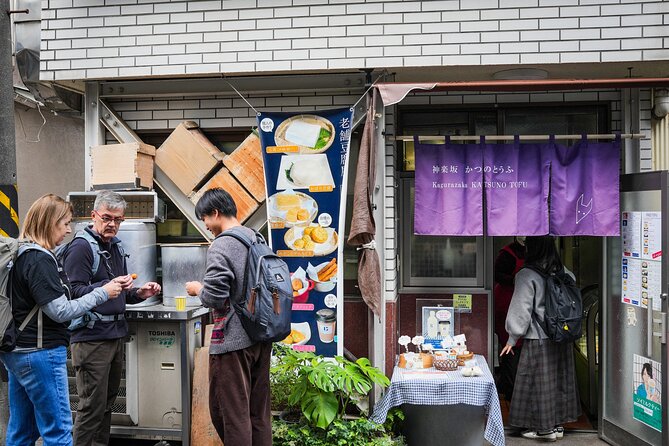 Tokyo Imperial Palace with Kagurazaka Alley Tour - Nippon Budokan and Kitanomaru Park