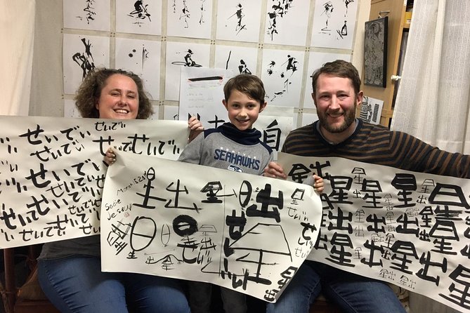 Tokyo Japanese Calligraphy Experience with a Master Artist - What Happens During the 60 to 90 Minutes