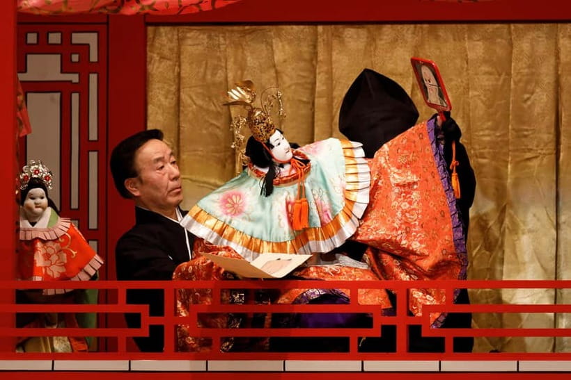 Tokyo: KABUKI, BUNRAKU, etc. presented by National Theatre - What this National Theatre presentation really offers