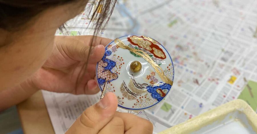 Tokyo: Kintsugi Art Repair Workshop - What kintsugi means beyond gold lines