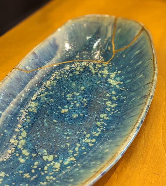 Tokyo: Kintsugi Art Repair Workshop - Choosing a piece or bringing your own