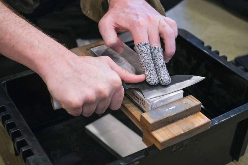 Tokyo: Knife Making Workshop (Sharpening, Engraving) - Arriving at the BUB Activity Center in Asakusa
