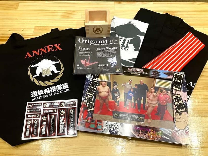 Tokyo:Luxury Sumo Show Experience & Japanese cuisine & Drink - Photos, souvenirs, and the final moments