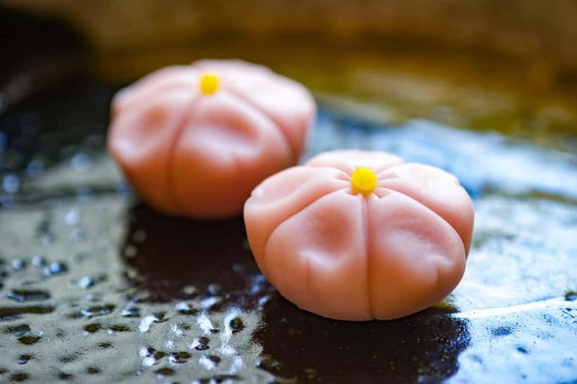 Tokyo: Matcha Making Experience with Mochi Sweets in Asakusa - Preparing your own bowl with traditional tools