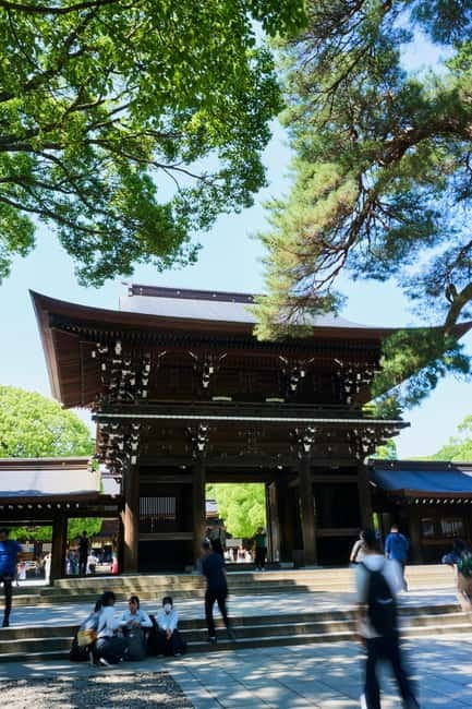 Tokyo: Meiji Shrine Walking Tour — Shinto & Imperial System - Why Meiji Shrine makes a good first Tokyo tour