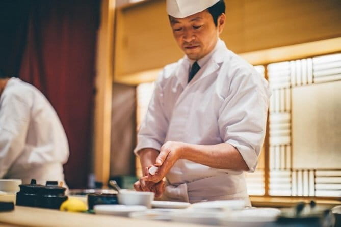 Tokyo Morning Tour : Meiji Shrine, Asakusa and Fish Market - A short tasting tour through Asakusa