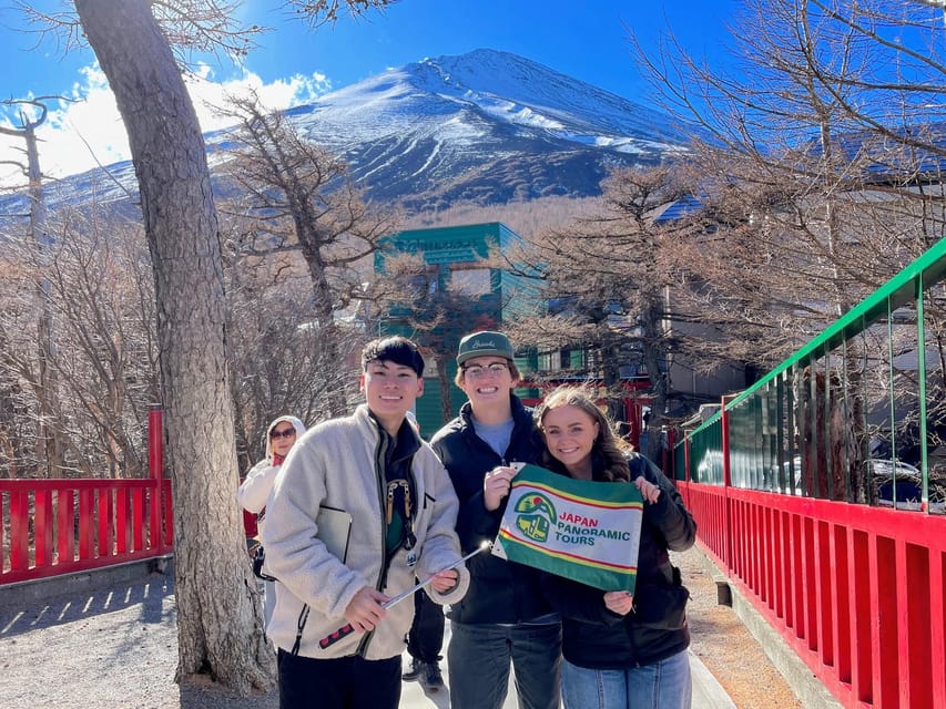 Tokyo Mt Fuji 5th St & Hakone Cruise Bus Tour w/Bullet Train - Japanese buffet lunch with an early schedule
