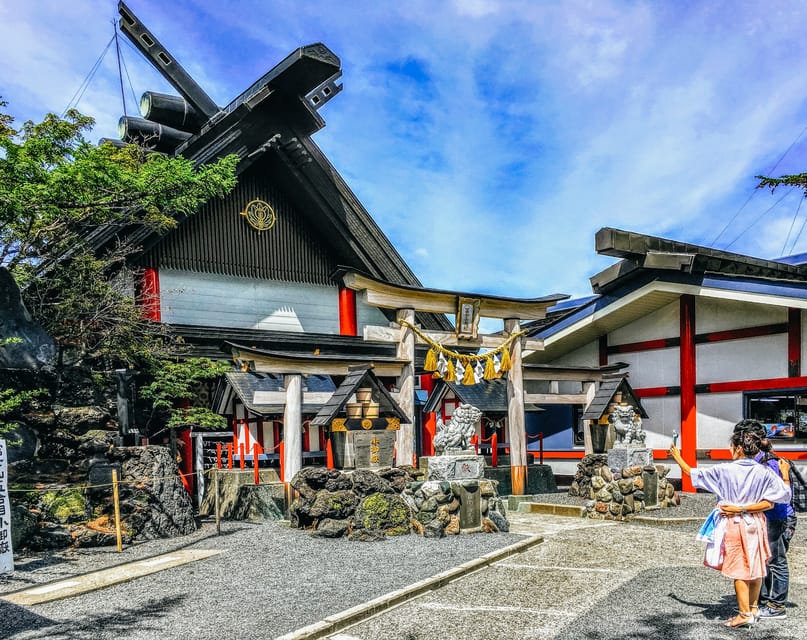 Tokyo Mt Fuji 5th St & Hakone Cruise Bus Tour w/Bullet Train - Guides, group rhythm, and onboard comfort