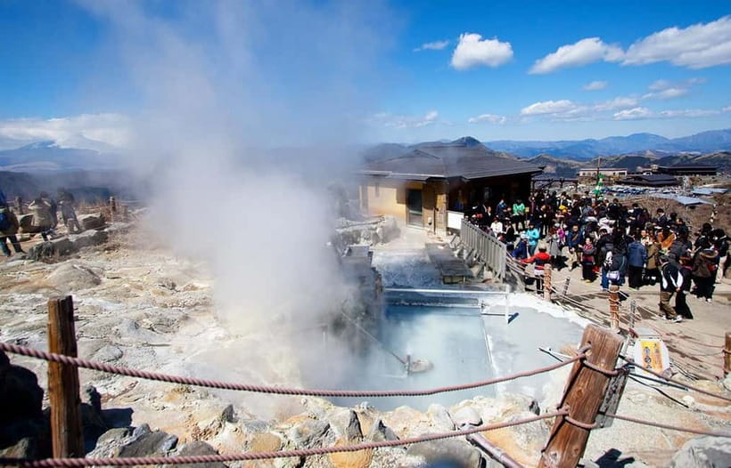 Tokyo: Mt. Fuji Tour, Hakone Ropeway, Owakudani, Lake Ashi - Oshino Hakkai and the final Fuji photographs