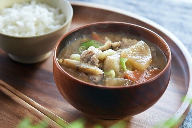 Tokyo Night Cooking Class: 5 Home-Cooked Japanese Dishes - Three included drinks change the value calculation