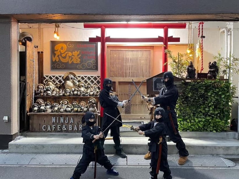 Tokyo: Ninja Experience Cafe Asakusa - Shuriken training brings the manga fantasy to life