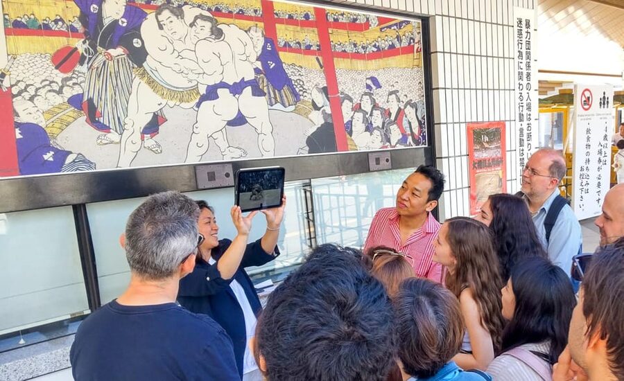 Tokyo: Not a show- a professional sumo practice with experts - The guide’s role makes the difference