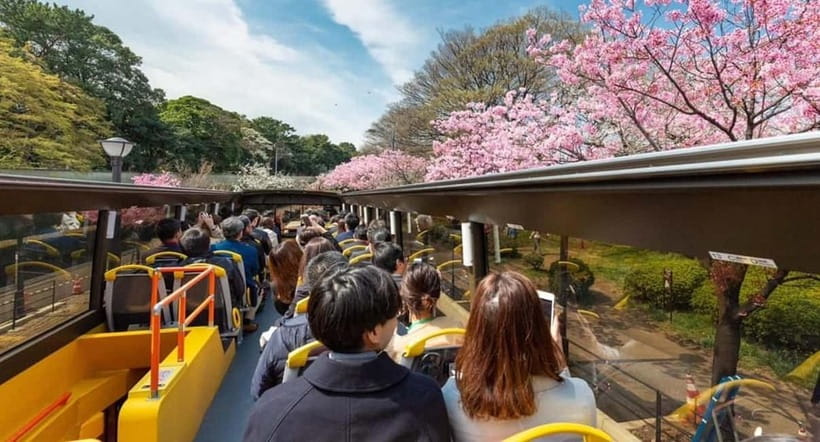 Tokyo: Open Top Panoramic Sightseeing Bus with Audio Guide - Why this short bus ride works well in Tokyo