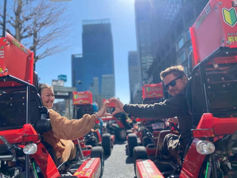 Tokyo: Original Street Kart Experience from Akihabara - Driving through Marunouchi and past the Imperial Palace