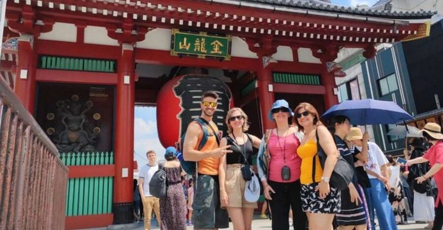 Tokyo: Private Custom Walking Tour with Local Guide - Asakusa and Senso-ji for a traditional first look