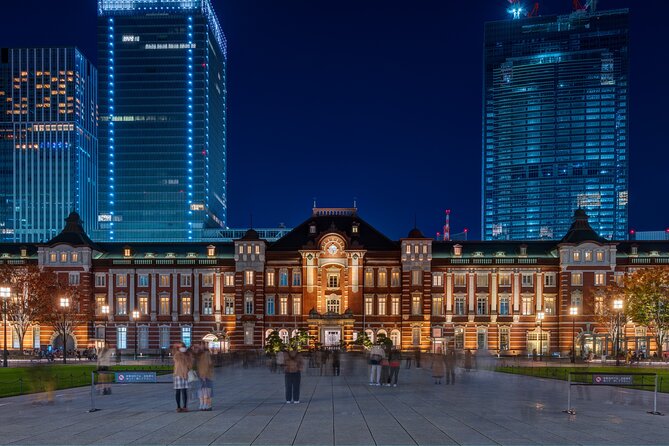 Tokyo Private Customizable Tour with English Speaking Chauffeur - Tsukiji Outer Market: plan lunch around the stalls
