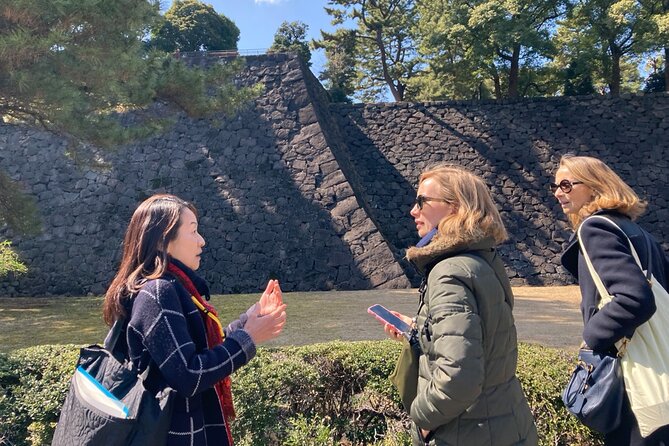 Tokyo Private Tour! Edo Castle & Imperial Palace East Gardens - Edo Castle ruins put Tokyo’s past in focus