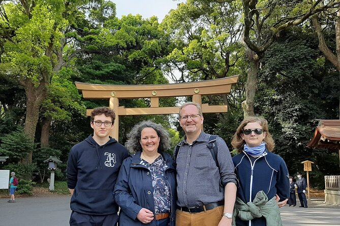 Tokyo Private Tour: One Day Highlights and Optional Shibuya Sky - Moving across Tokyo by public transportation