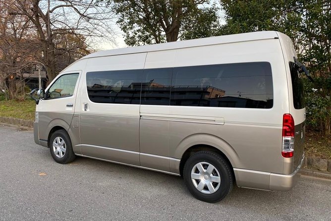 Tokyo private transfer to Haneda Airport (HND) - What the pickup feels like in central Tokyo