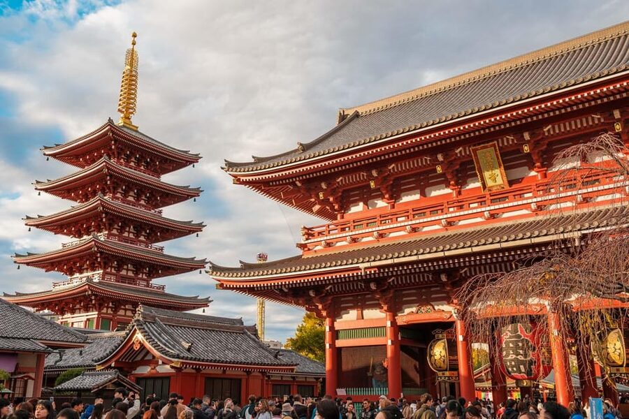 Tokyo: Private Walking Tour with a Local Guide - Asakusa and Sensō-ji: Tokyo’s traditional starting point