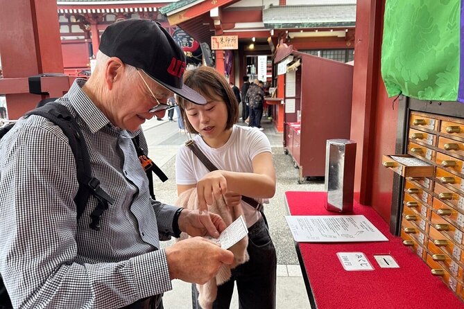 Tokyo Private Walking Tour With Fresh Eyes, Local Hearts - Akihabara, Golden Gai, and Tokyo after dark