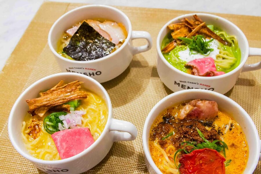 Tokyo: Ramen Tasting Tour with 6 Mini Bowls of Ramen - What happens at the ramen shops