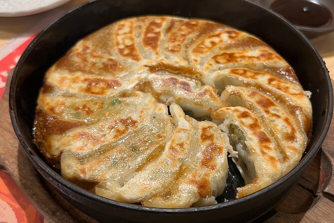 Tokyo: Shibuya Food Tour (13 dishes and 4 Eateries) - The First Hour: Dinner and Orientation in Shibuya City