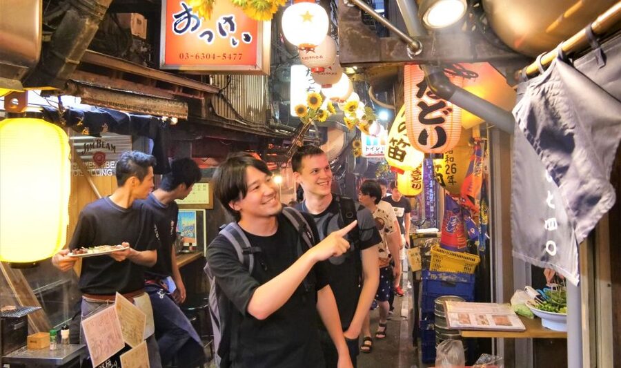 Tokyo: Shinjuku Bar Hopping with All-You-Can-Drink & Dinner - Kabukicho: the tour’s most practical stop