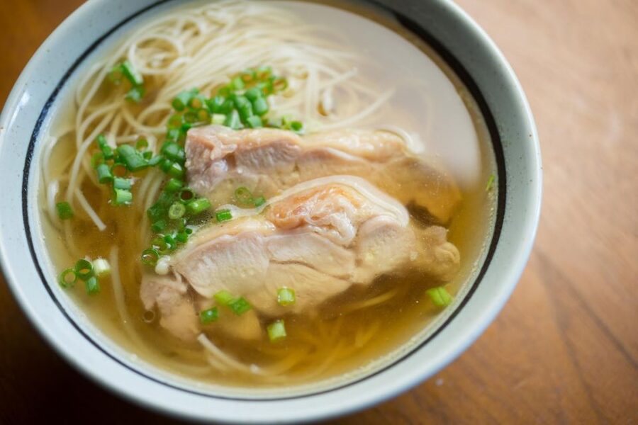 Tokyo: Shinjuku Bar Hopping with All-You-Can-Drink & Dinner - What makes the guides so important