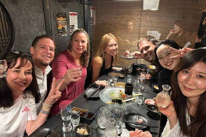Tokyo Shinjuku Food & Backstreet Culture Tour: 15 Dishes+3 Drinks - Godzilla Head and Kabukicho after sunset