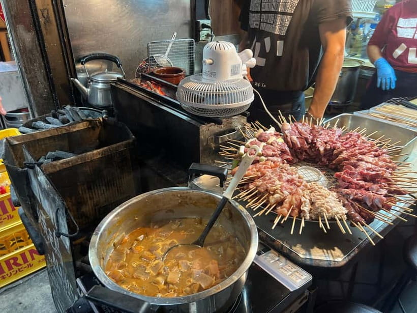 Tokyo: Shinjuku Food Tour (15 Dishes and 4 Eateries) - Kabukicho: finishing in Tokyo’s neon night