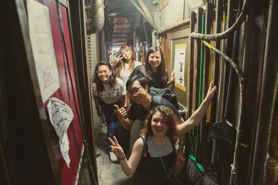 Tokyo: Shinjuku Izakaya and Golden Gai Bar Hopping Tour (2h) - Golden Gai: Tiny Bars and Big Atmosphere