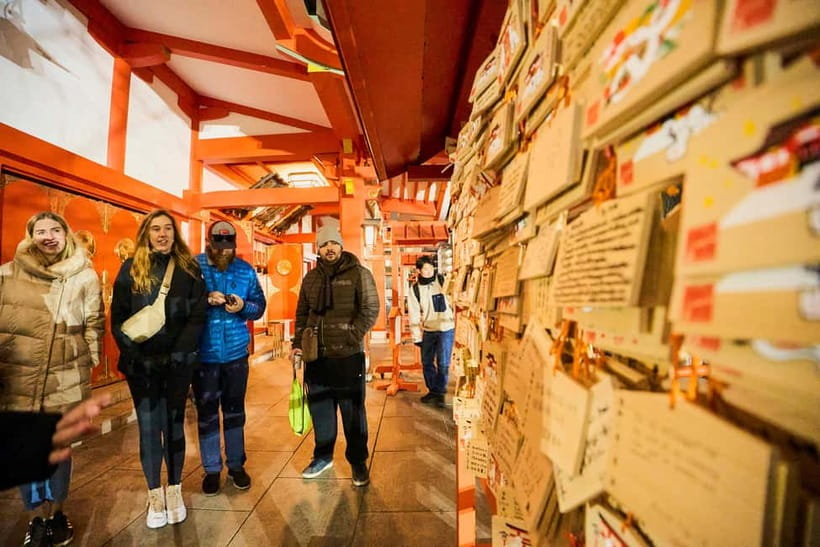 Tokyo: Shinjuku Nightlife & Secret Backstreets Walking Tour - Meeting at Shinjuku Station’s East Exit