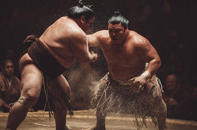 Tokyo Shinjuku Sumo Show & Experience with Photo - A Photo Opportunity With the Wrestlers